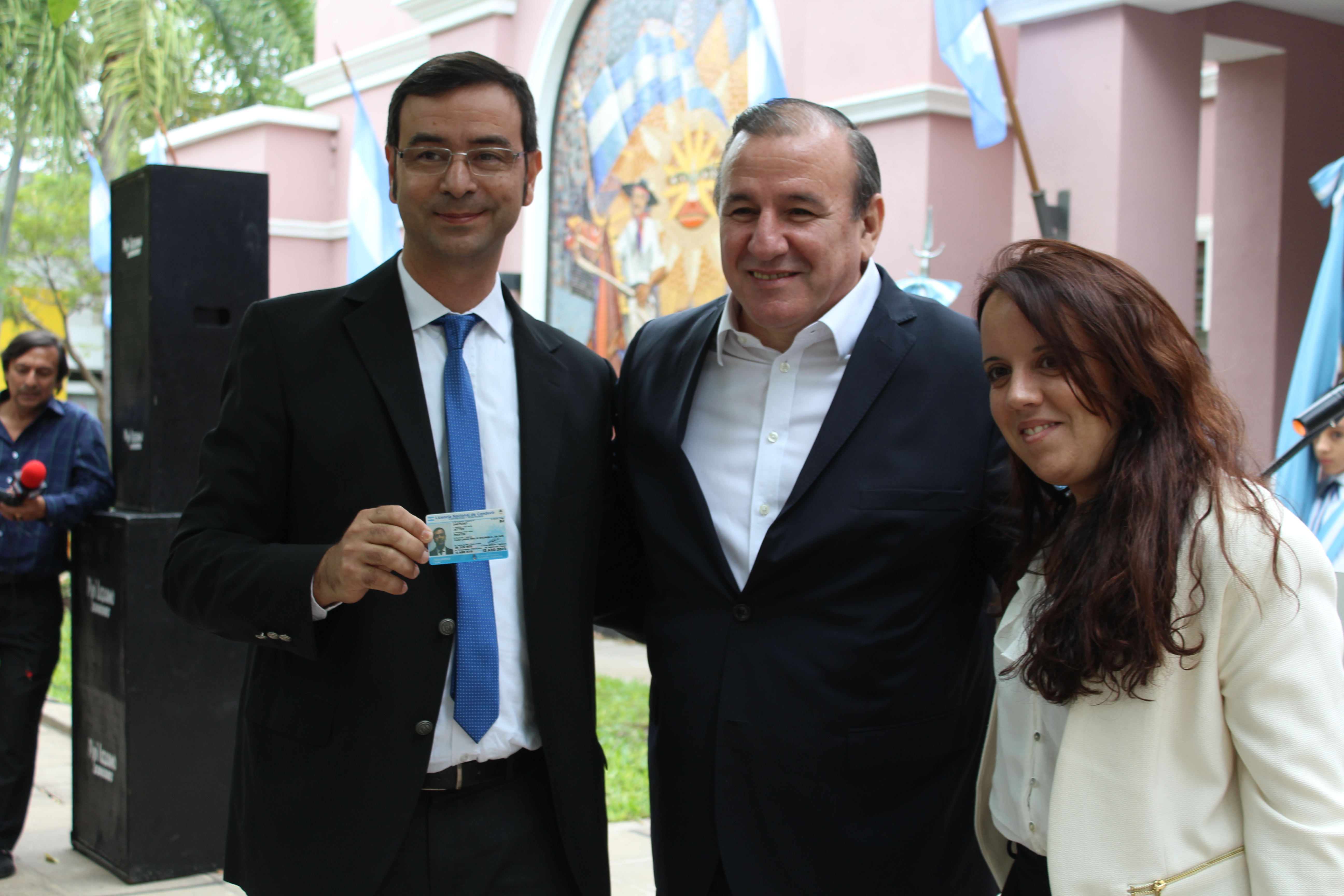 NUEVO CENTRO EMISOR DE LICENCIA NACIONAL el director ejecutivo de la Agencia Nacional de Seguridad Vial (Ansv) Carlos Pérez; la directora del Sistema Nacional de Licencia de Conducir, Victoria Eribe y el Intendente Martín Jetter